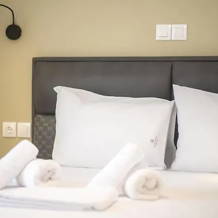 Three Bedroom Stylish Next To Acropolis * Athens