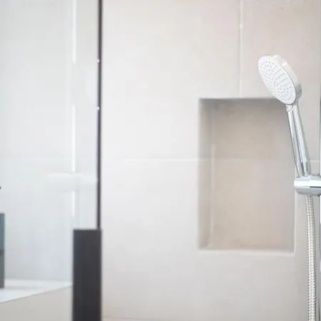 Apartment Three Bedroom Stylish Next To Acropolis Athens